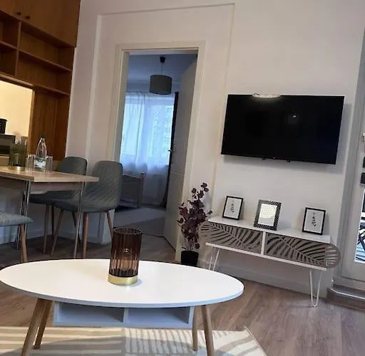 Cozy Mit Balkon I Wlan